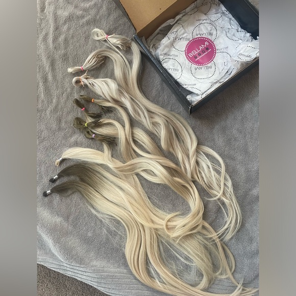 Custom 26” Bellami i Tip Hair Extensions 8 Packs Platinum Ash Blonde Rooted Mix - Picture 4 of 8